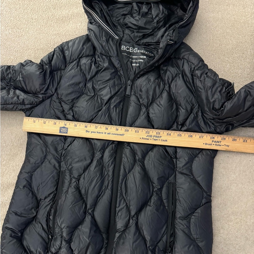 Bcbgeneration Ultra Light Weight Packable Down Ho… - image 3